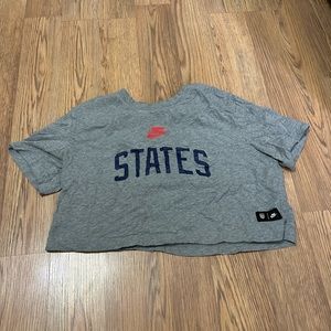 Gray women’s cropped Nike t shirt, size extra small